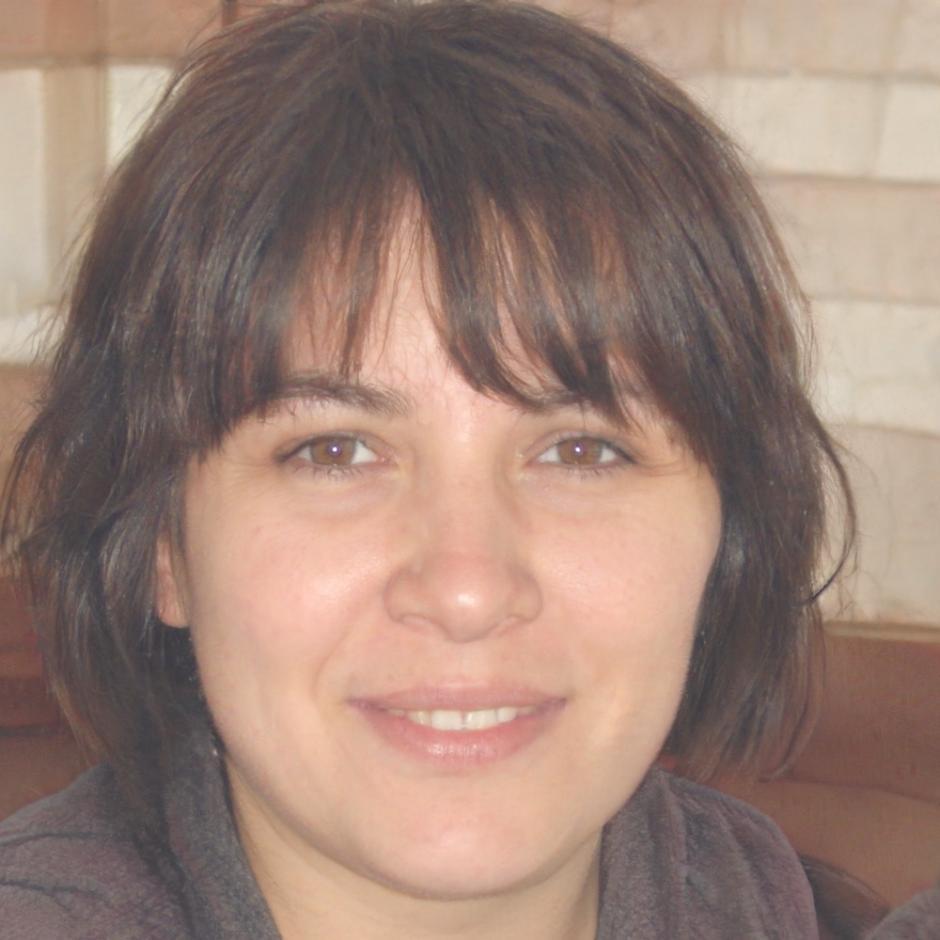 Raxielle Morrison, filorentavex's founder and lead financial strategist